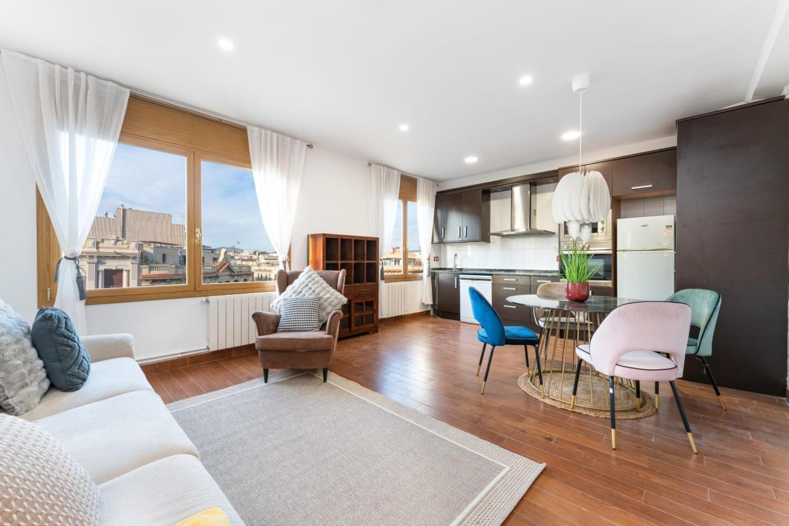 Atico Muntaner 81 * Barcelona